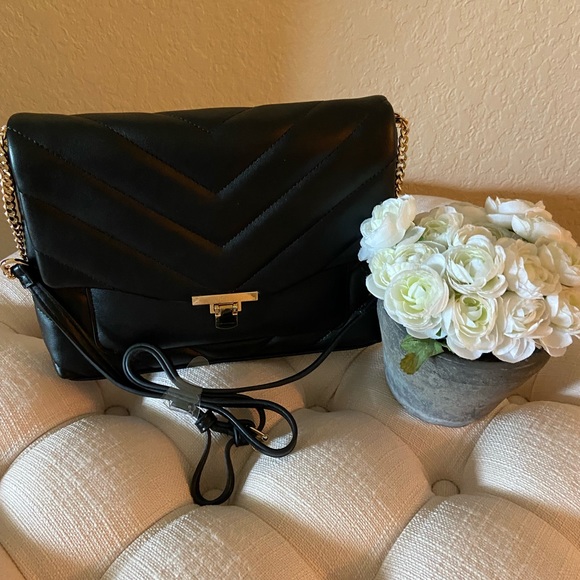a new day Handbags - Quilted Boxy Crossbody Bag